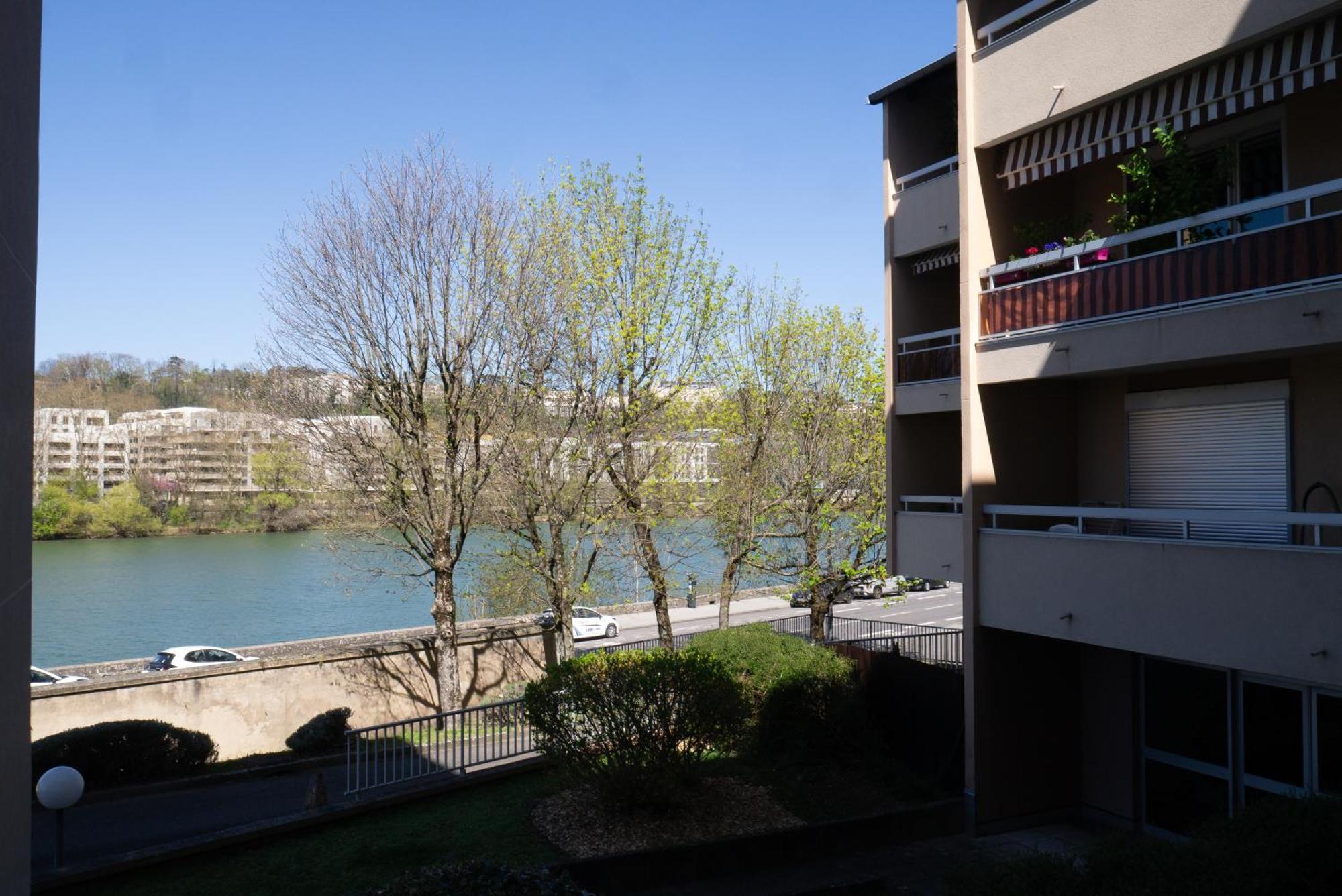 Vue Sur La Saone Apartment *